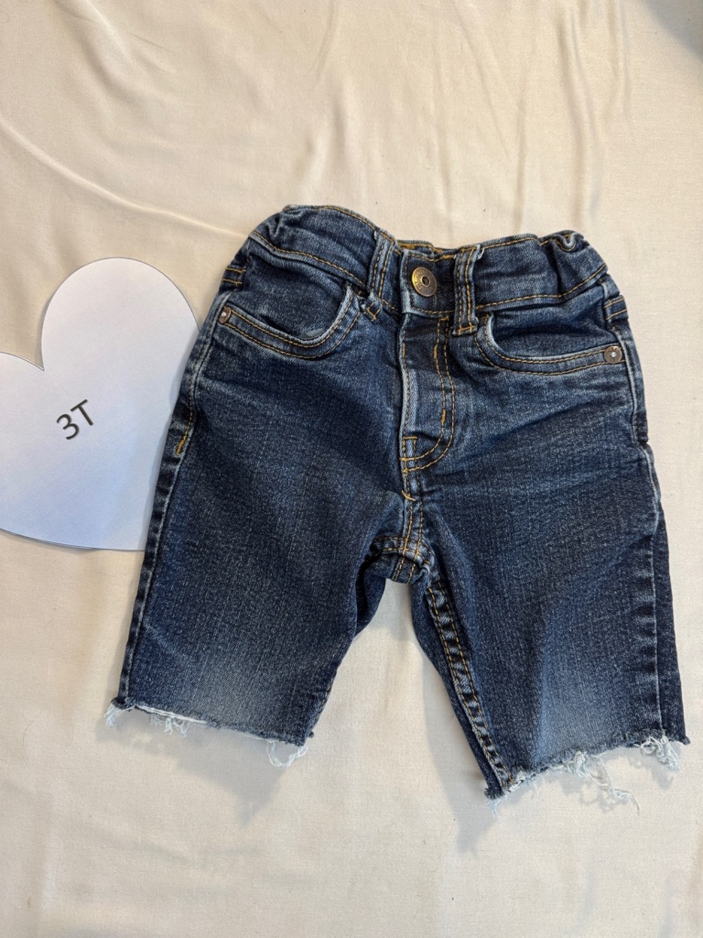 OshKosh B'gosh - denim pull on gender neutral  shorts. Size 3T